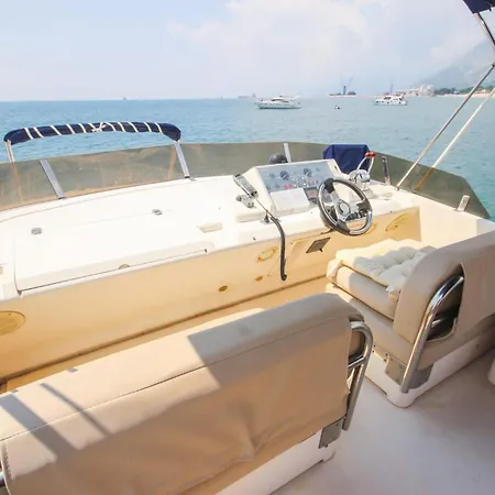 Luxer Hotel en barco Antalya