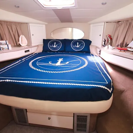 Luxer Botel